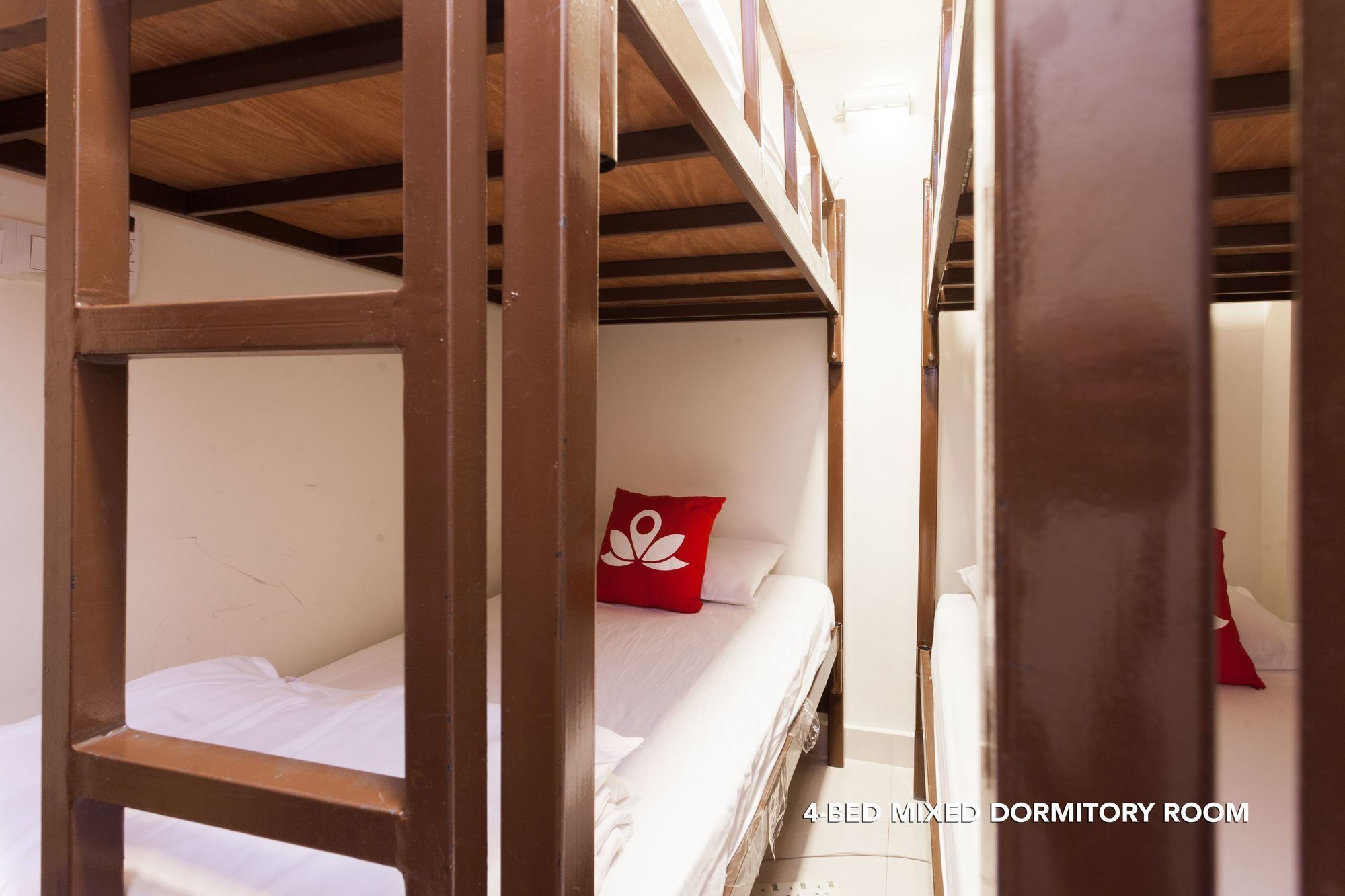 Zen Rooms Basic Bukit Bintang Kuala Lumpur Exterior photo